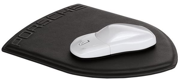 Porsche-designed-mouse-and-mousepad.jpg