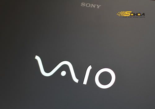 Sony-Vaio-F_14.jpg