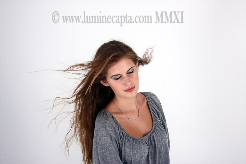 IMAGE: http://i1189.photobucket.com/albums/z423/deemunar/Eva_Profile_120.jpg