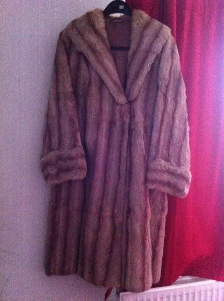 coat2_zpsb0766821.jpg