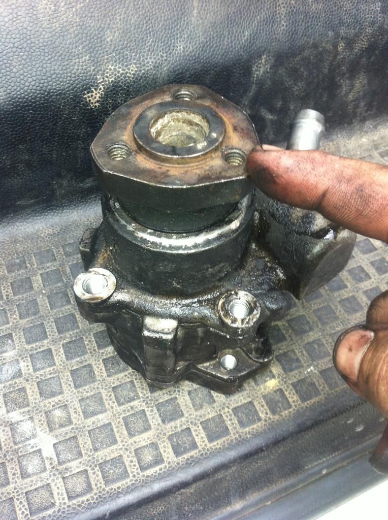 power steering pump help. can i remove the flange? VW T4 Forum VW