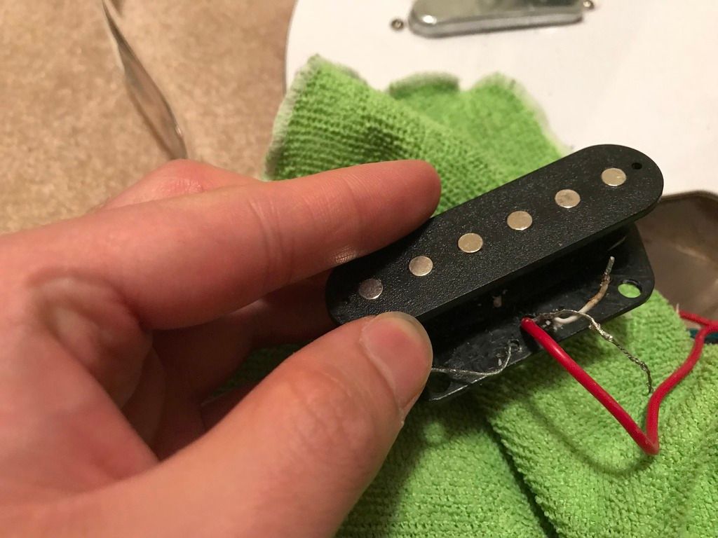 HOW TO INSTALL A SINGLECOIL PICKUP IN A TELECASTER ??? Harmony Central