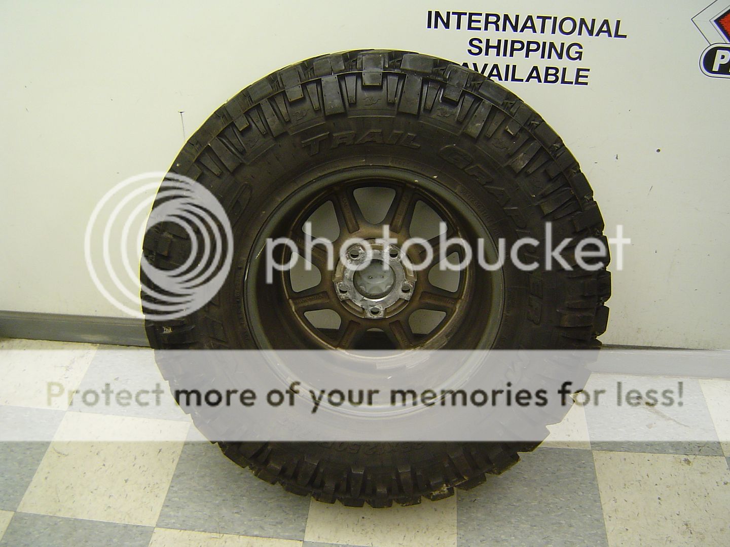 07 13 Jeep Wrangler Rubicon Aftermarket Set of 3 Wheels Tires XD 17" Black