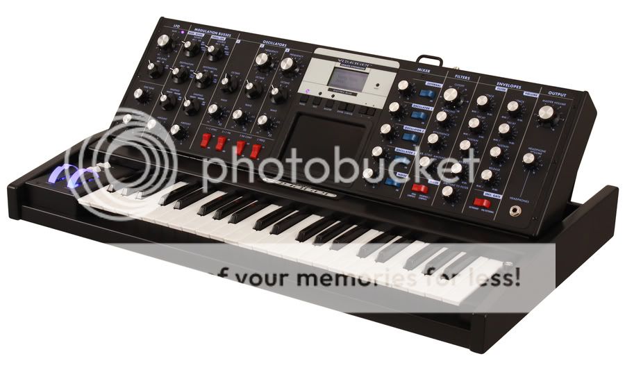 MOOG MINIMOOG VOYAGER ELECTRIC BLUE IN STOCK FREE 2 DAY SHIPPING 